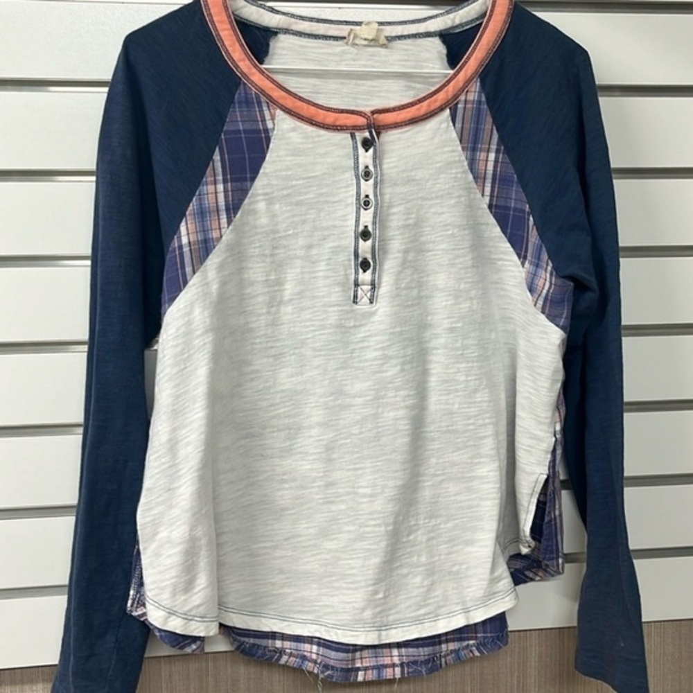 Hem & Thread button up long sleeve shirt size small